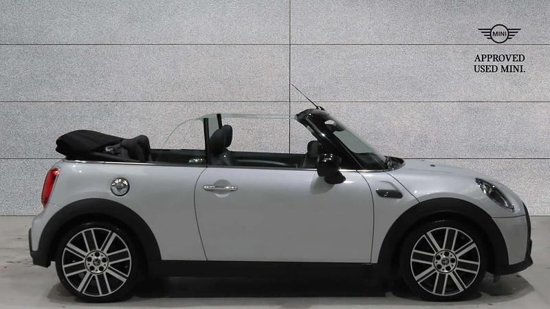 Used Mini Cooper S Exclusive 176 HP (129 kW) 2022 Silver Hatchback