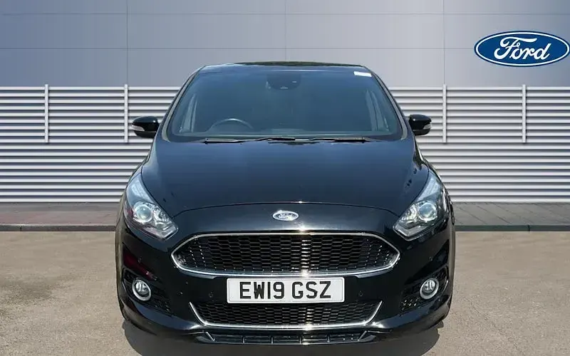 Used Ford S-MAX ST-Line 190 HP (139 kW) 2019 Black MPV