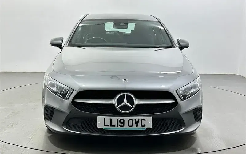 Second-hand Mercedes A200 Executive 150 CP (110 kW) 2022 Hatchback