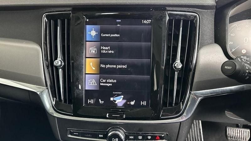 Used Volvo V90 Momentum 200 HP (147 kW) 2021 Grey Estate