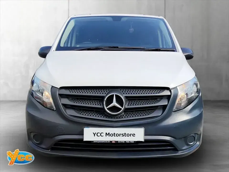 Used Mercedes Vito 136 HP (100 kW) 2019 White Van