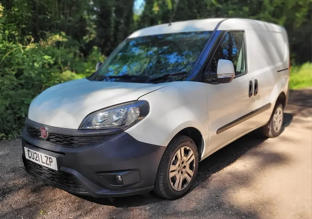 Used Fiat Doblò S 95 HP (69 kW) 2021 White MPV