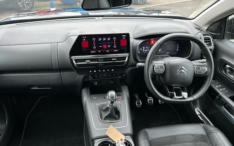 Used Citroën C5 PureTech 131 HP (96 kW) 2023 Hatchback