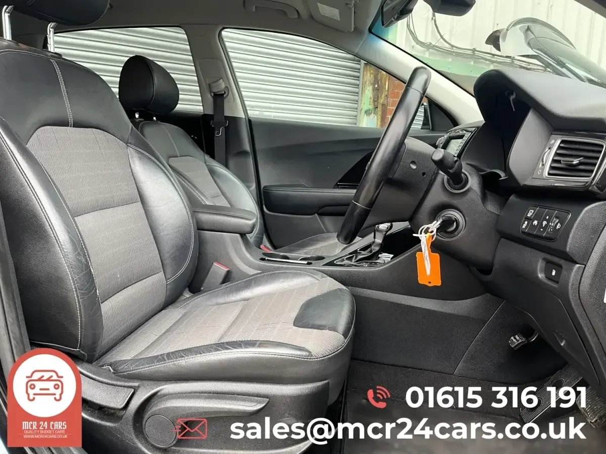 Gebraucht Kia Niro 141 PS (103 kW) 2018 Schwarz SUV