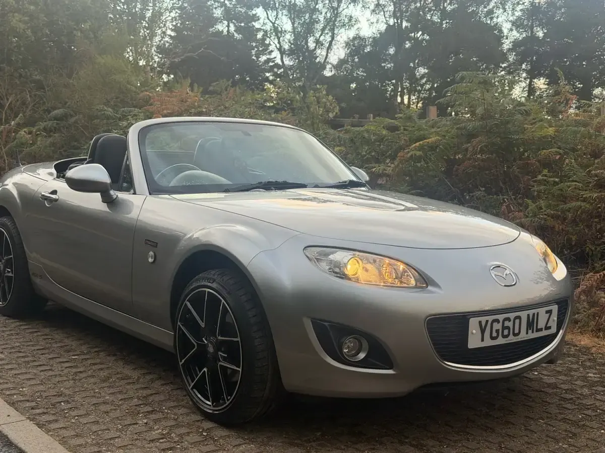 Used Mazda MX5 161 HP (118 kW) 2010 Silver Cabriolet