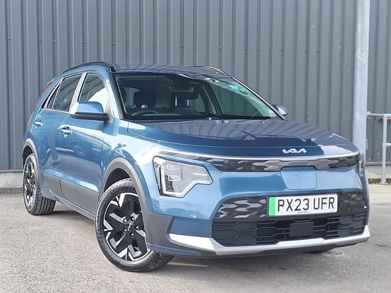 Used Kia e-Niro 147 kW (201 HP) 2023 Blue SUV