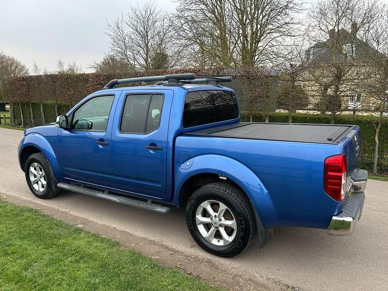 Used Nissan Navara Tekna 190 HP (139 kW) 2013 Blue Pickup