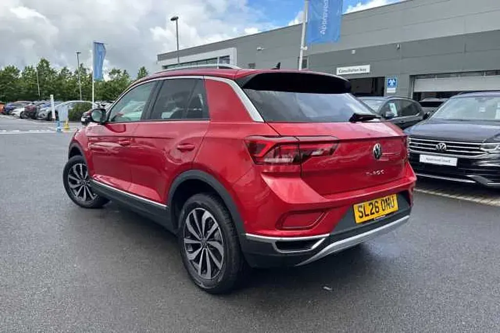 New VW T-Roc Style 150 HP (110 kW) 2026 Red SUV