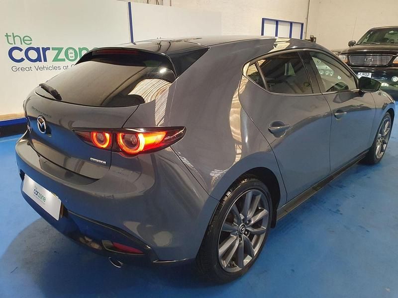 Usado Mazda 3 Inclusive 122 HP (89 kW) 2019 Cinzento Citadino