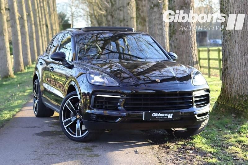 Used Porsche Cayenne 440 HP (323 kW) 2020 Black SUV