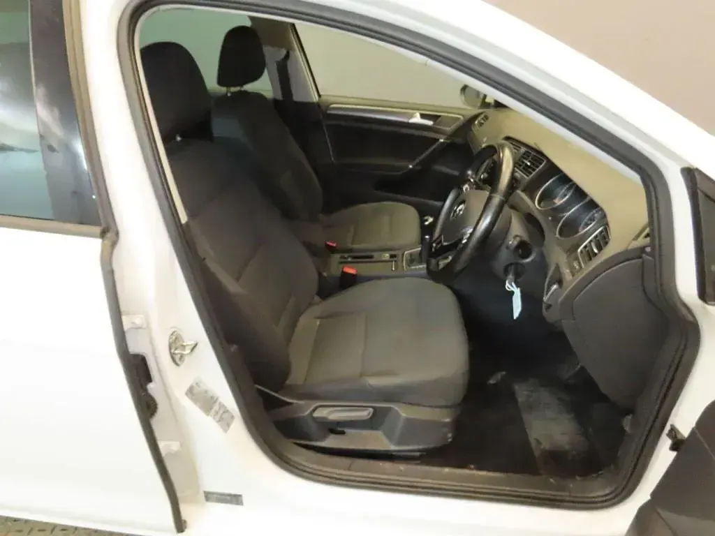 Used VW Golf VII Edition 2020 White Estate