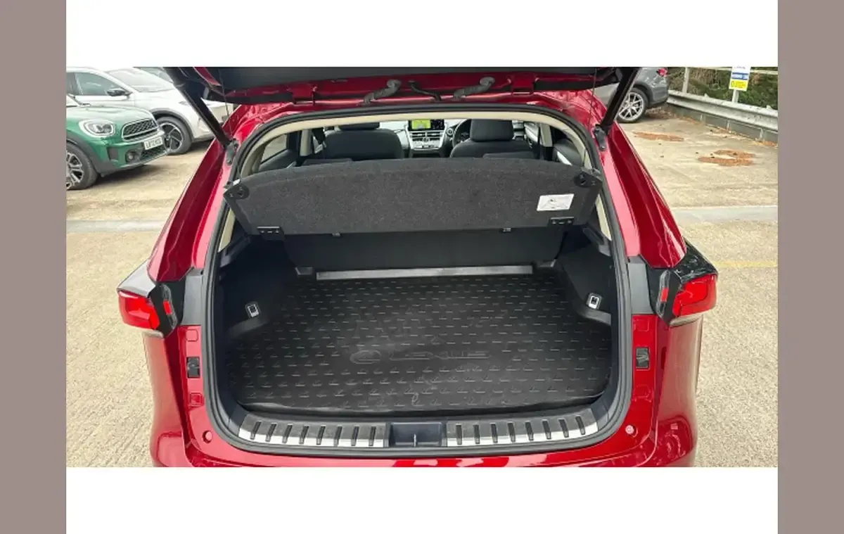 Used Lexus NX300h 197 HP (144 kW) 2019 Red SUV