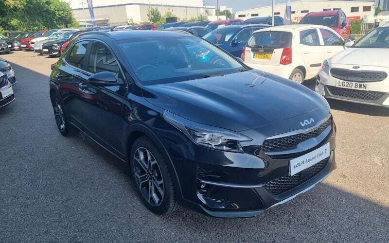 Black Used 2022 Kia XCeed 3 SUV | £16,499 (Fair price) - Image 1/4