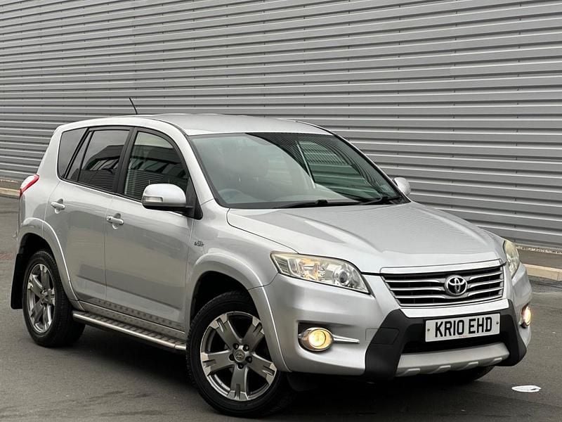 Silver Used 2010 Toyota RAV4 SR SUV | £4,495 (Fair price) - Image 1/4