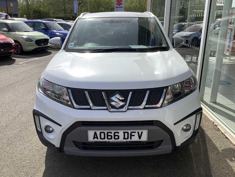 Used Suzuki Vitara 140 HP (102 kW) 2016 White SUV