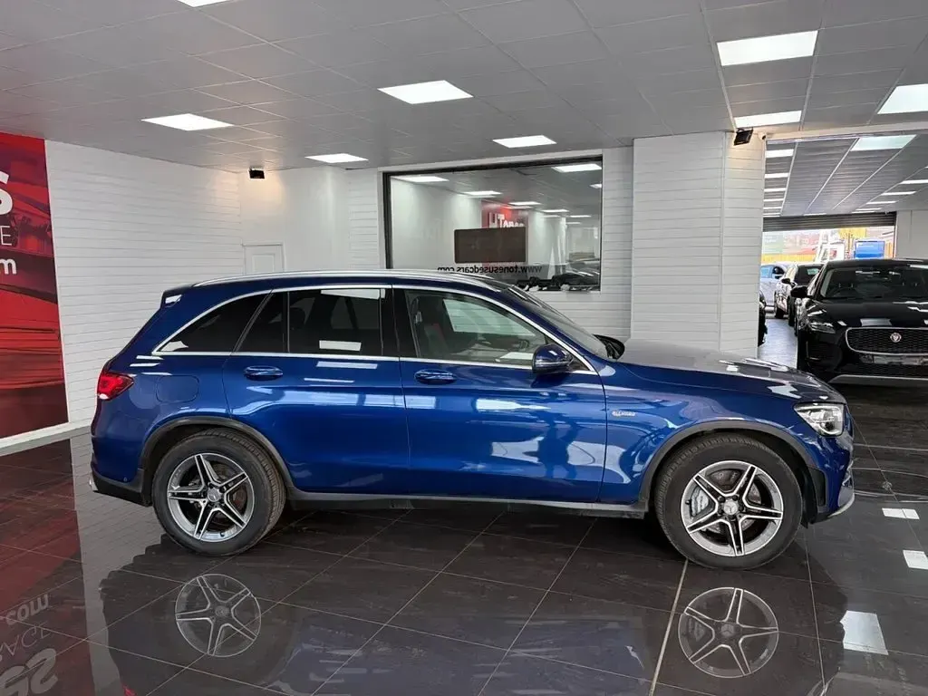 Used Mercedes GLC43 AMG AMG 390 HP (286 kW) 2020 Blue SUV