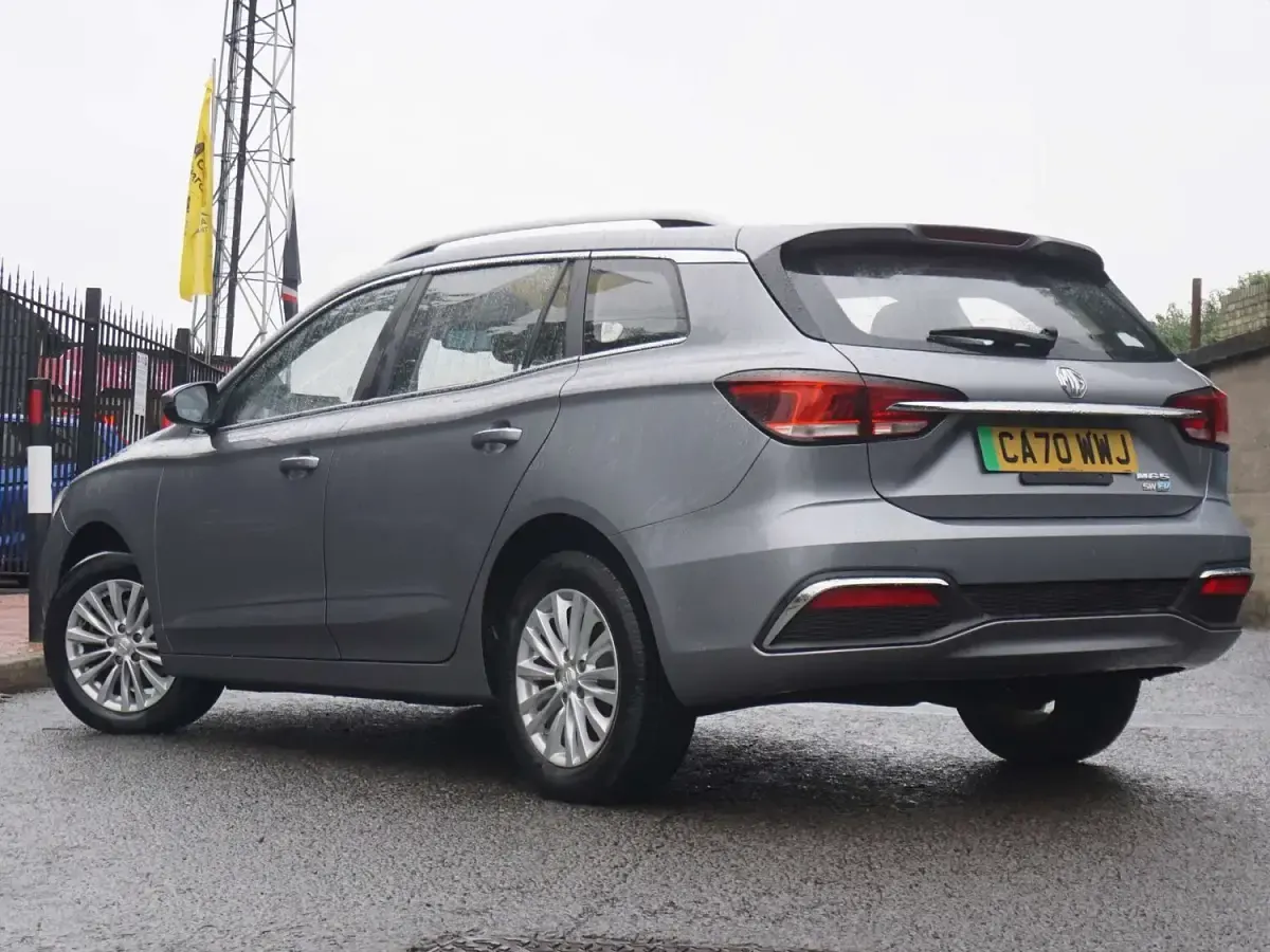 Used MG MG5 EV Exclusive 114 kW (156 HP) 2021 Silver Estate