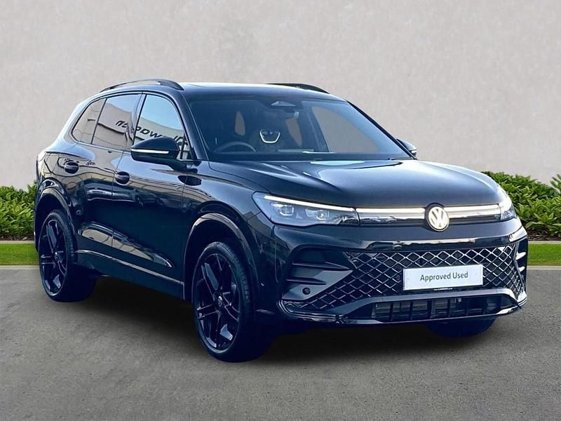 Used VW Tiguan R-line 204 HP (150 kW) 2025 Black SUV