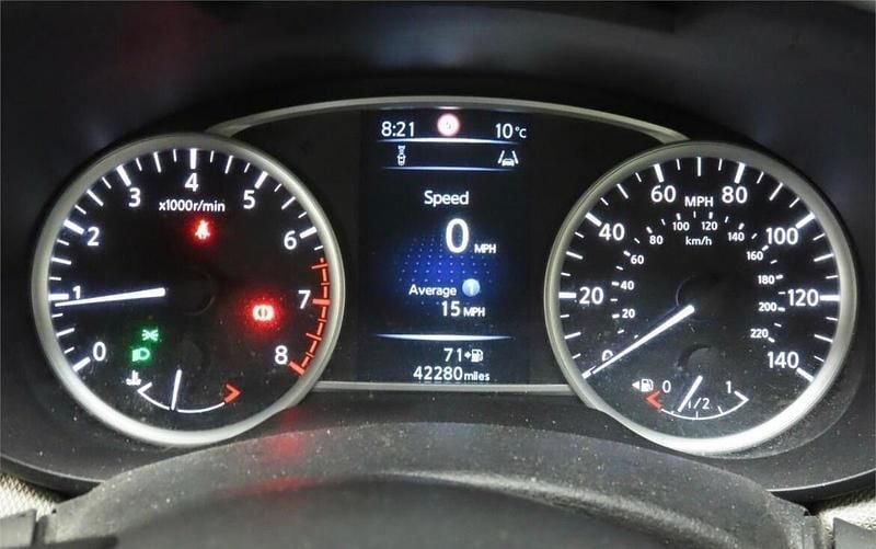 Used Nissan Micra Acenta 90 HP (66 kW) 2017 Grey Hatchback