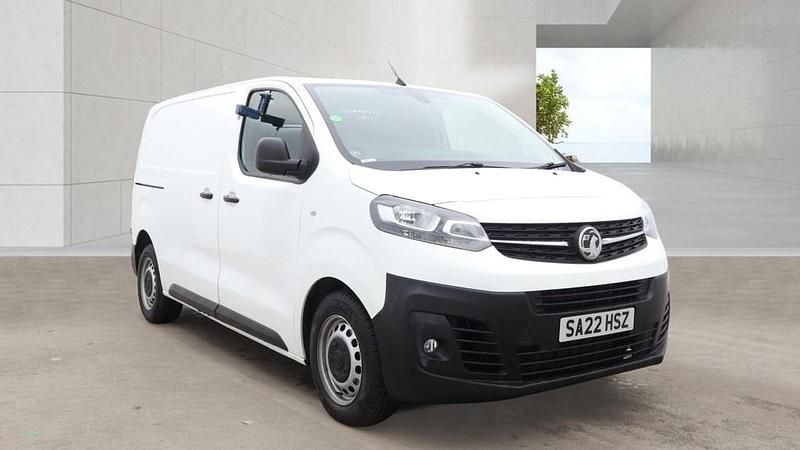 Used Vauxhall Vivaro 145 HP (106 kW) 2022 White MPV