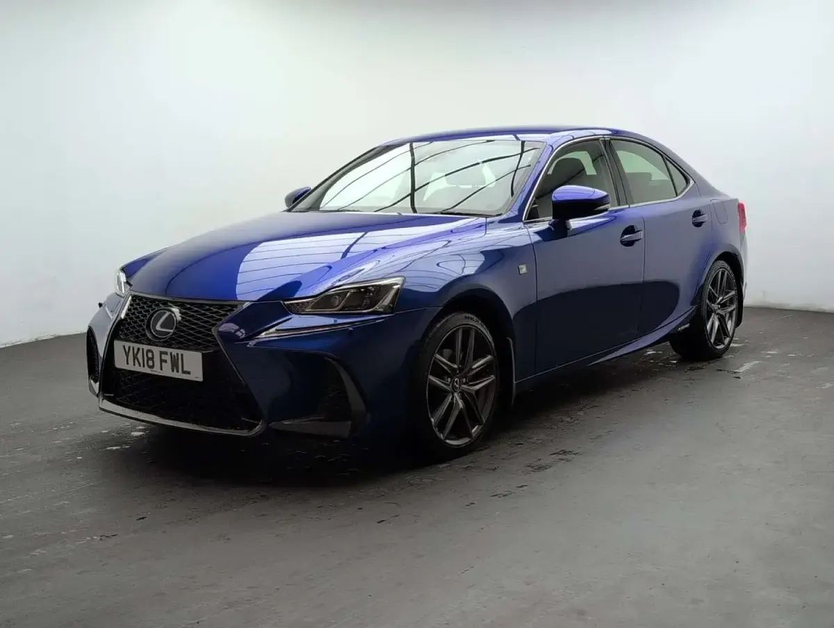Used Lexus IS300h Sport Line 219 HP (161 kW) 2018 Blue Sedan