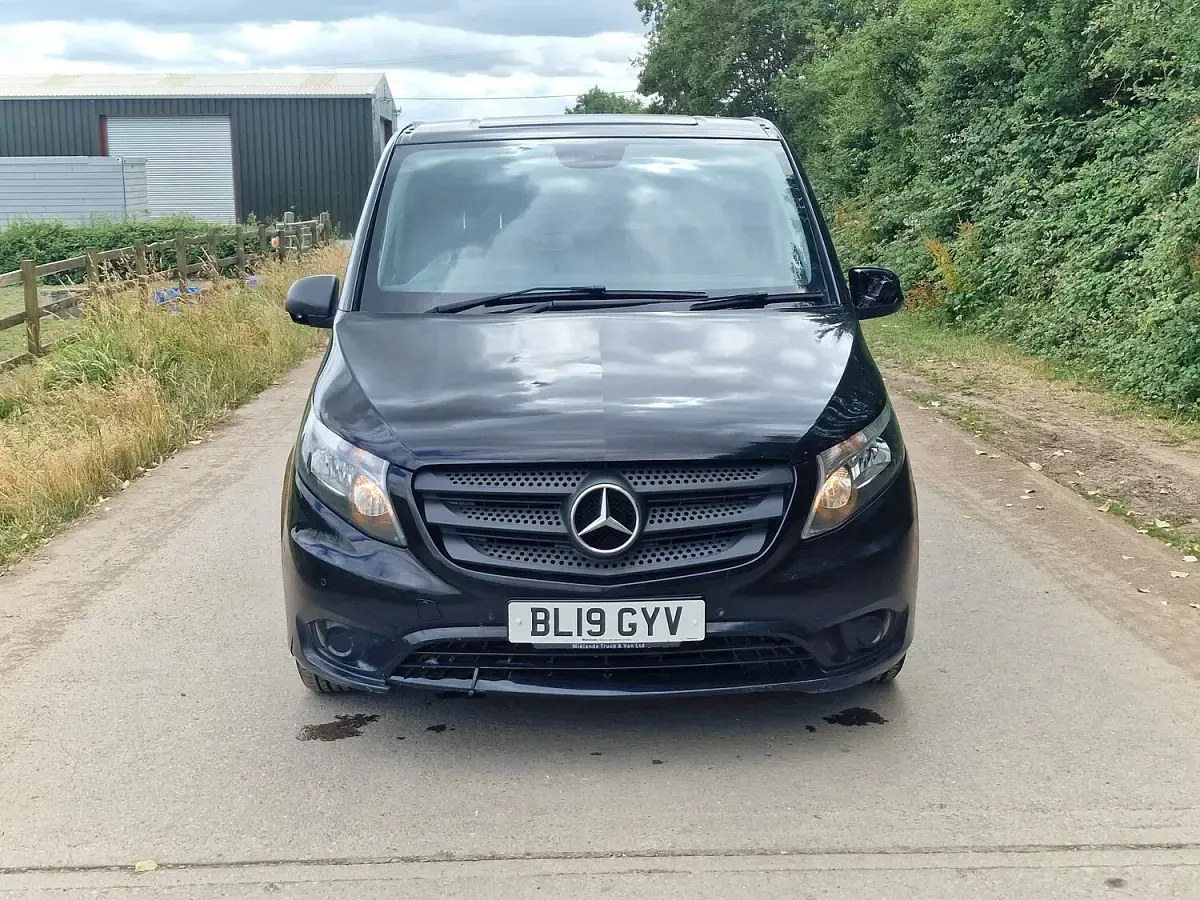 Used Mercedes Vito 114 HP (83 kW) 2019 Black Van