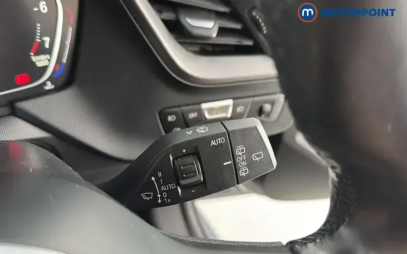 Used BMW 118 M Sport 140 HP (102 kW) 2021 Blue Hatchback
