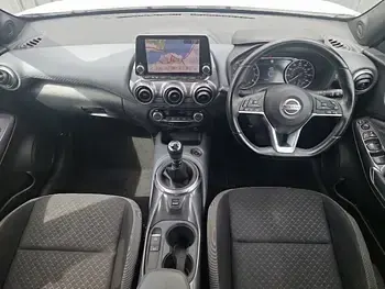 Used Nissan Juke N-Connecta 114 HP (83 kW) 2021 White SUV
