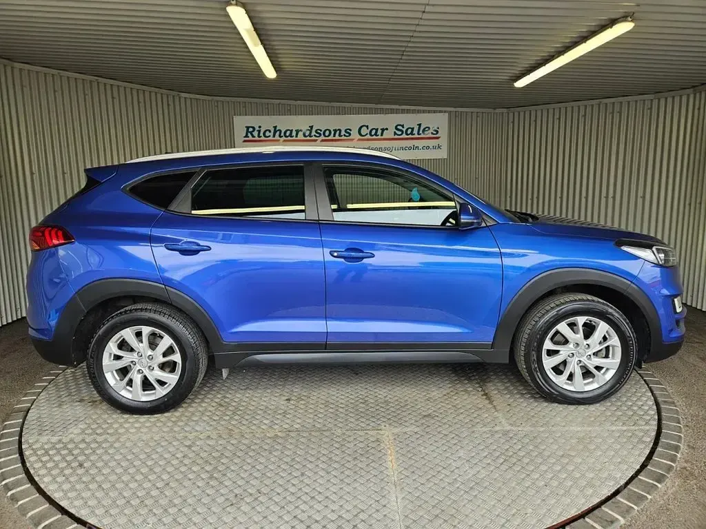 Used Hyundai Tucson SE 132 HP (97 kW) 2019 Blue SUV
