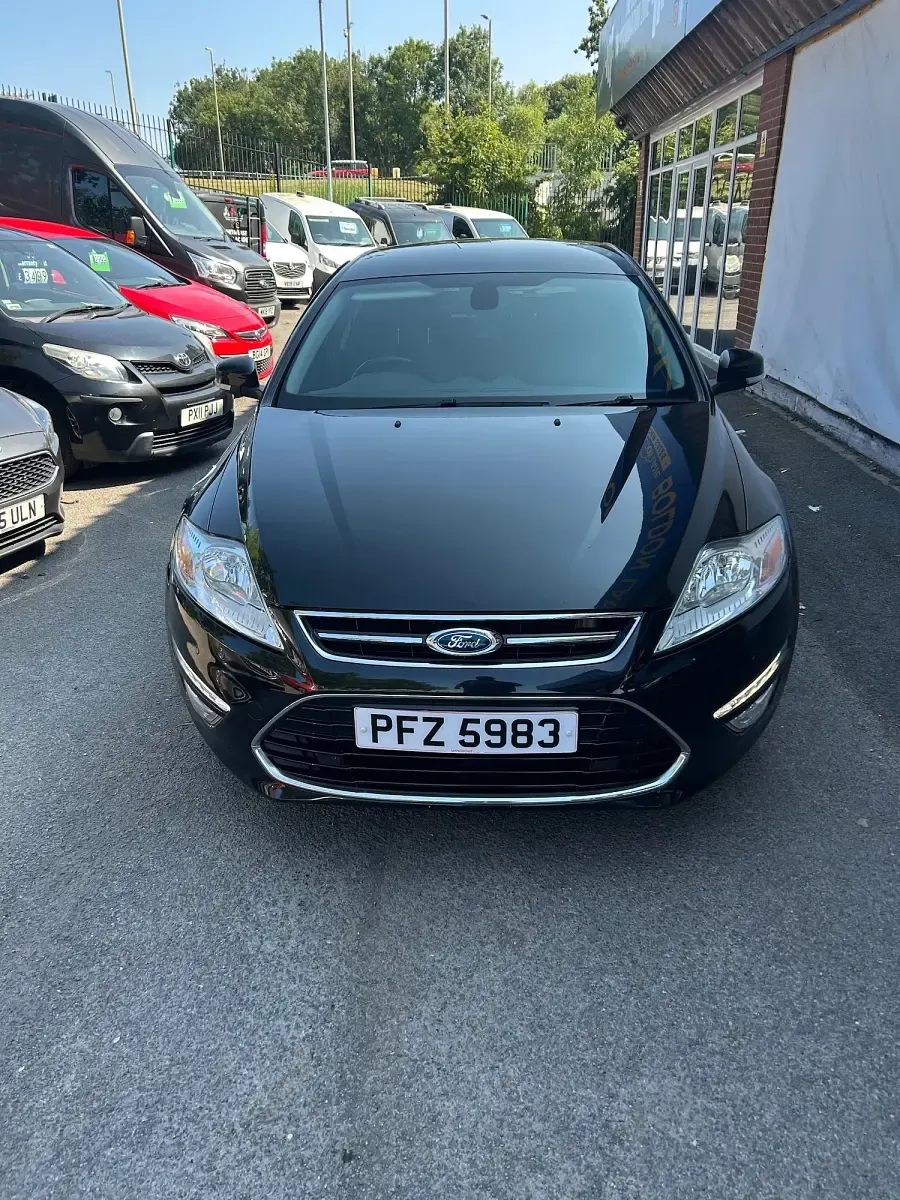 Used Ford Mondeo Business Edition 2013 Black Hatchback