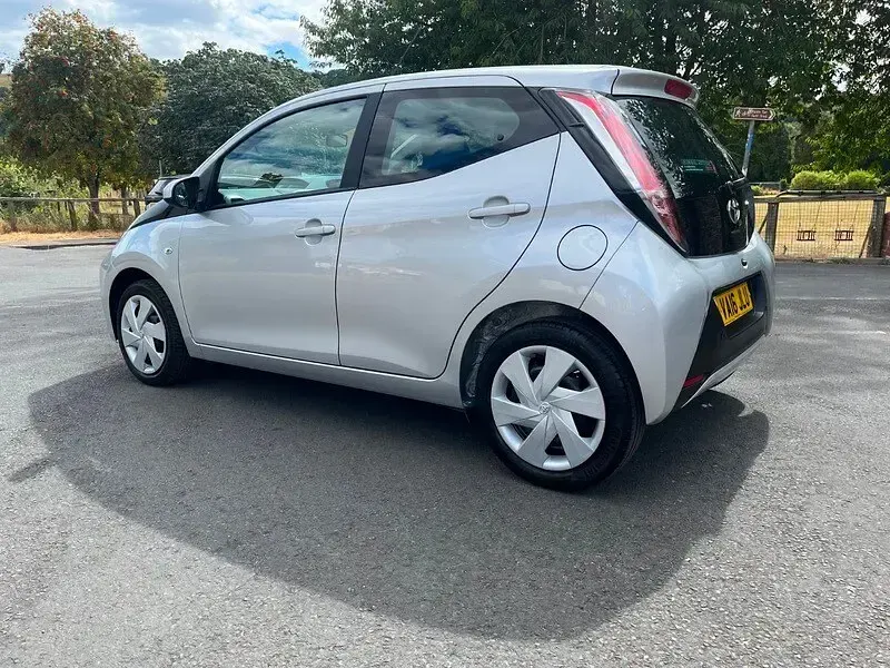 Used Toyota Aygo X-play 69 HP (50 kW) 2016 Silver Hatchback