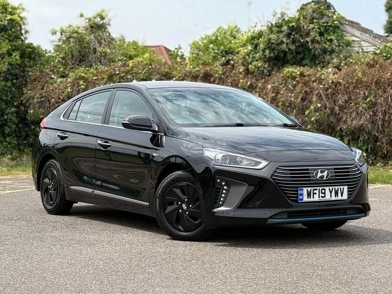 Black Used 2019 Hyundai Ioniq Premium Sedan | £11,990 (Fair price) - Image 1/4