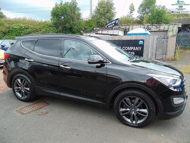 Black Used 2015 Hyundai Santa Fe Premium SE SUV | £8,500 (Fair price) - Image 1/4