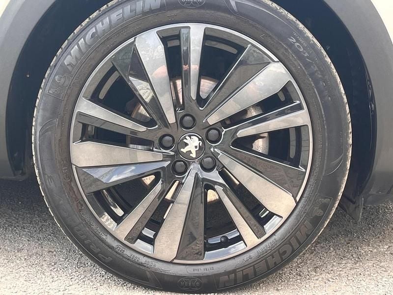 Second-hand Peugeot 3008 GT 129 CP (94 kW) 2022 Alb SUV