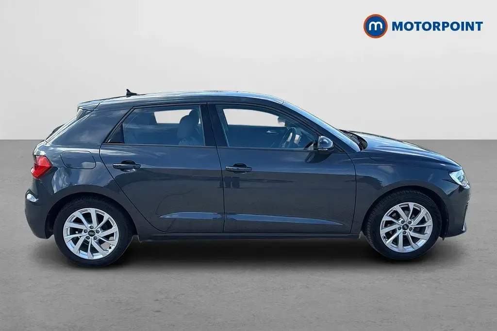 Usado Audi A1 Sport 2023 Gris SUV
