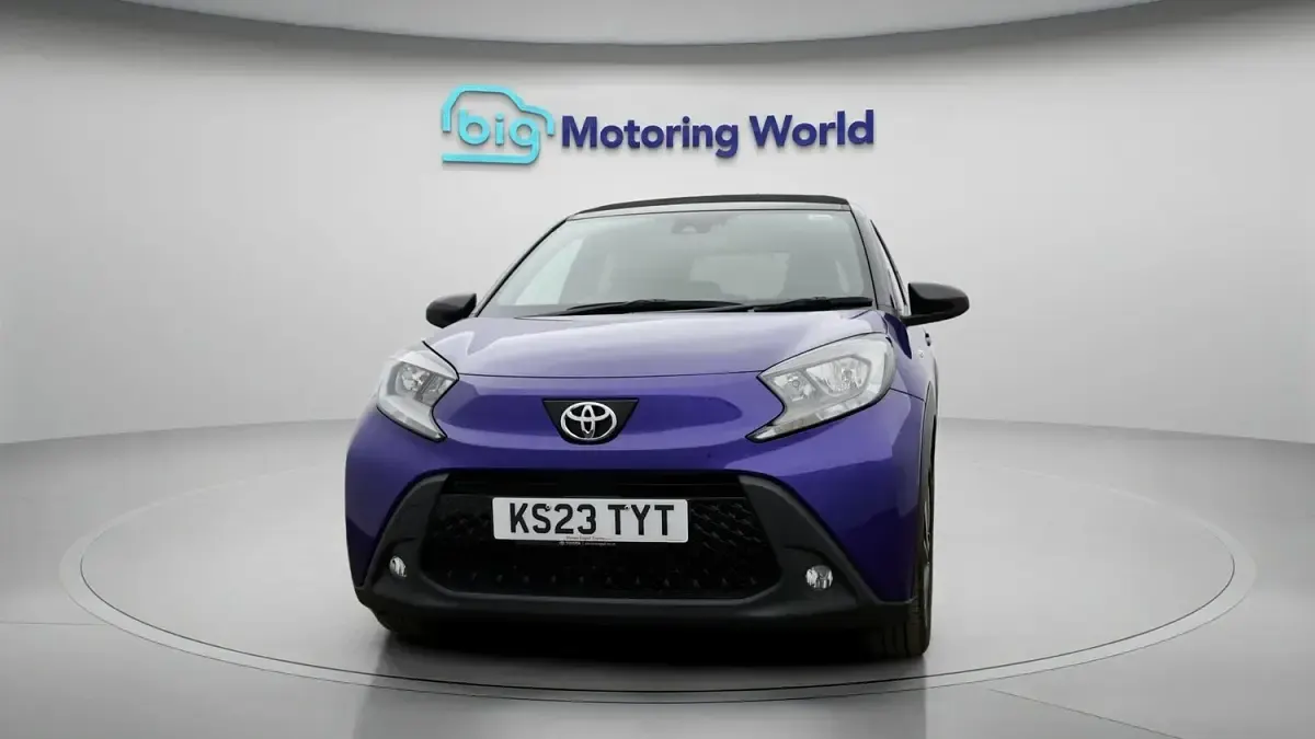 Used Toyota Aygo X 71 HP (52 kW) 2023 Blue SUV