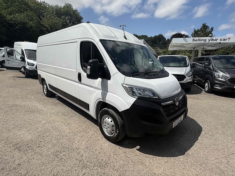 White Used 2022 Vauxhall Movano MPV | £12,495 (Super price) - Image 1/4