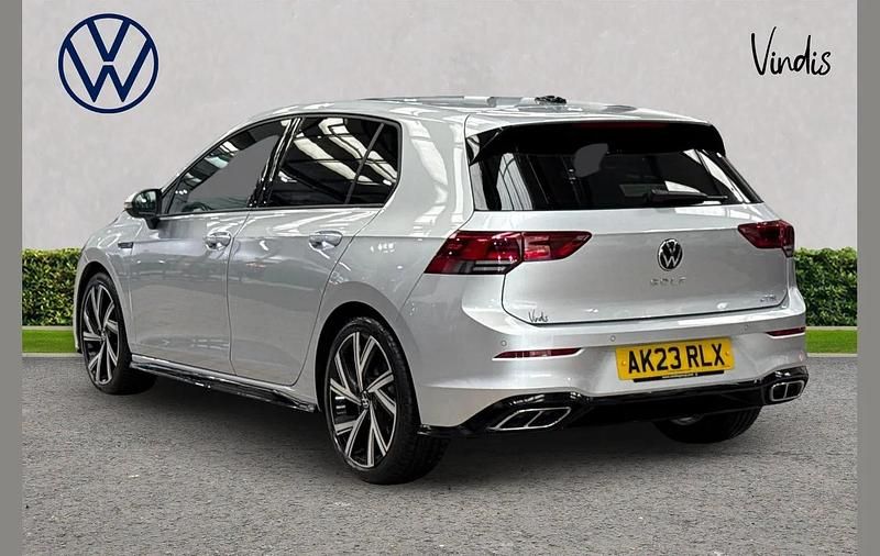 Used VW Golf VIII R-line 147 HP (108 kW) 2023 Silver Hatchback