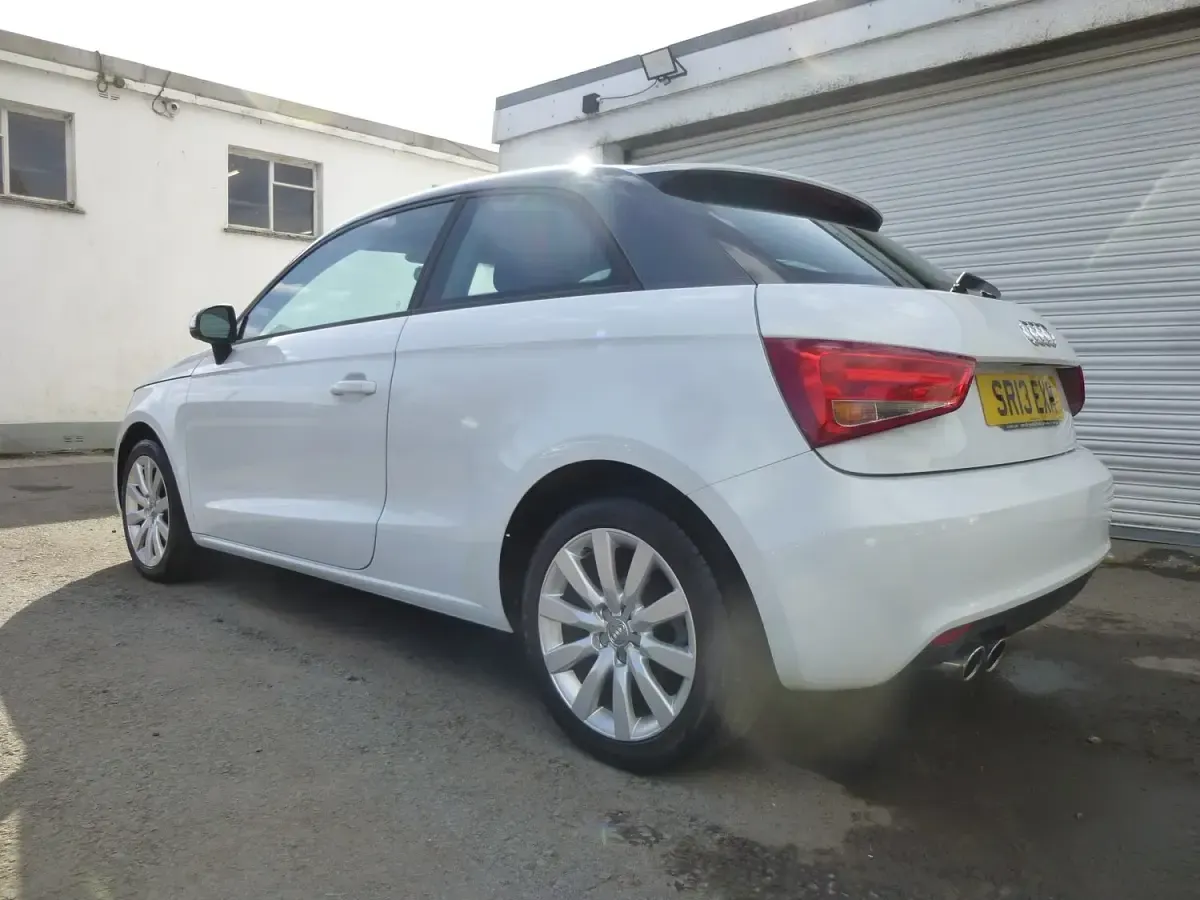 Used Audi A1 Sport 120 HP (88 kW) 2013 White Hatchback