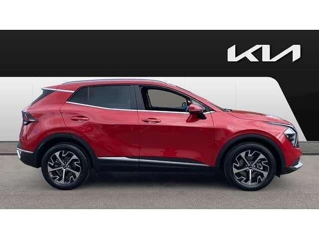 Used Kia Sportage 180 HP (132 kW) 2025 Red SUV