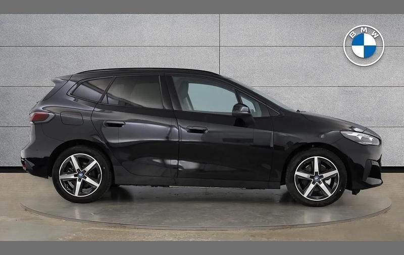 Used BMW 225 Luxury Line 241 HP (177 kW) 2025 Black Estate