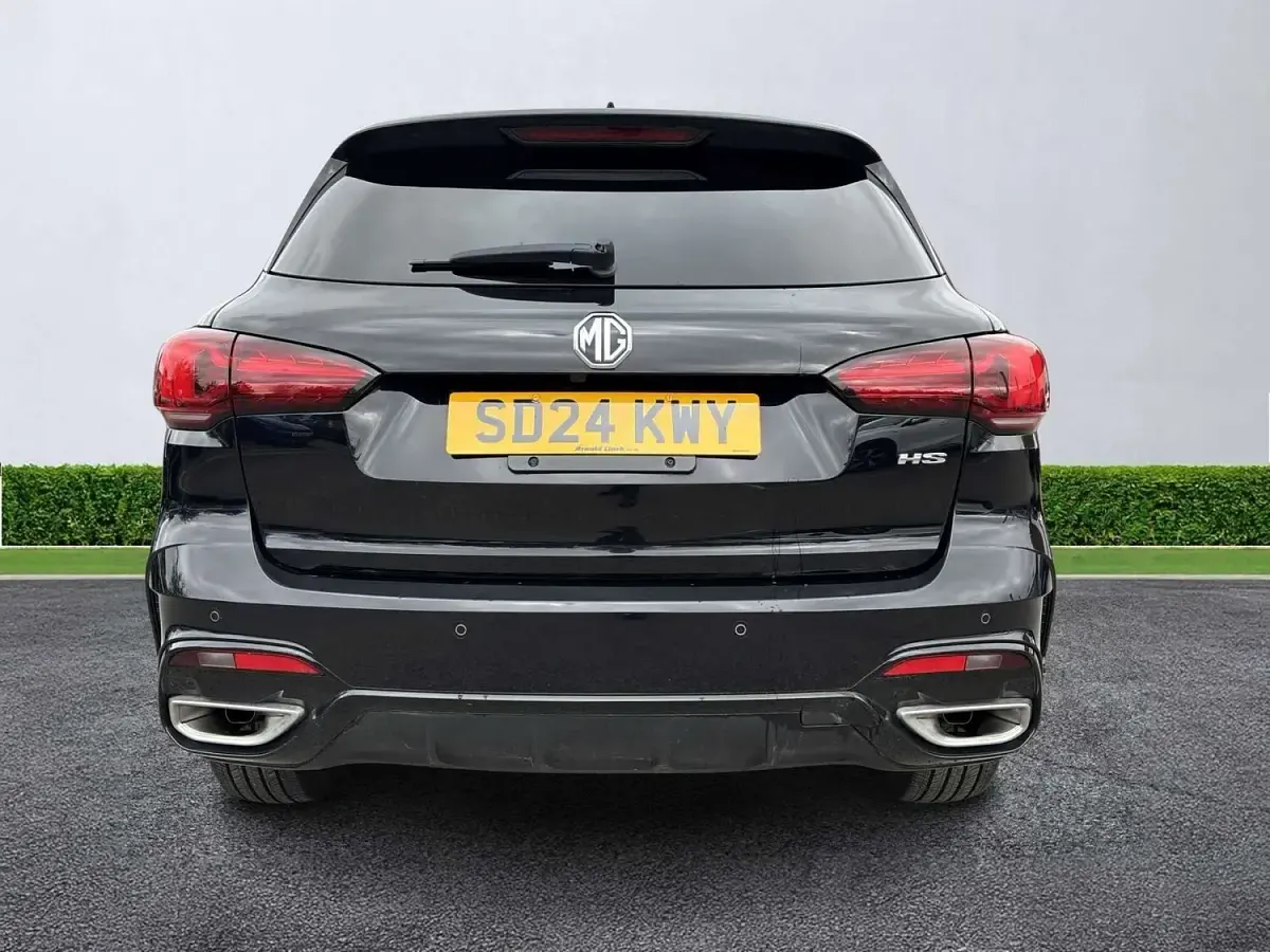 Used MG HS Trophy 2024 Black SUV