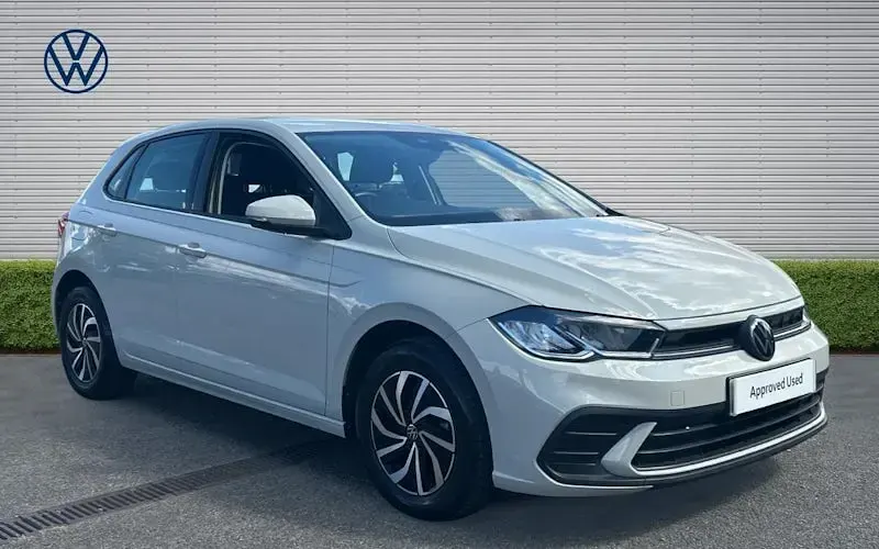 Used VW Polo Life 95 HP (69 kW) 2024 Hatchback