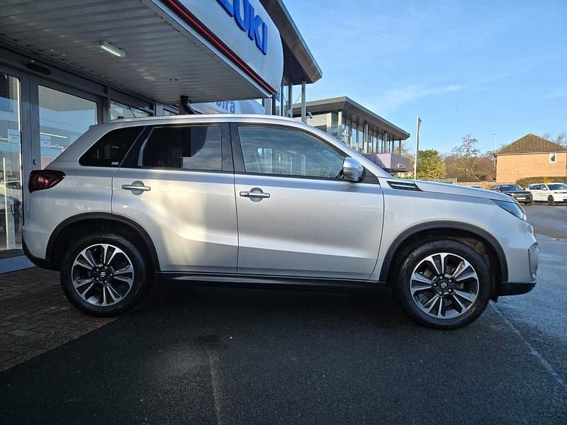Used Suzuki Vitara SZ5 2023 Zcc silky silver SUV