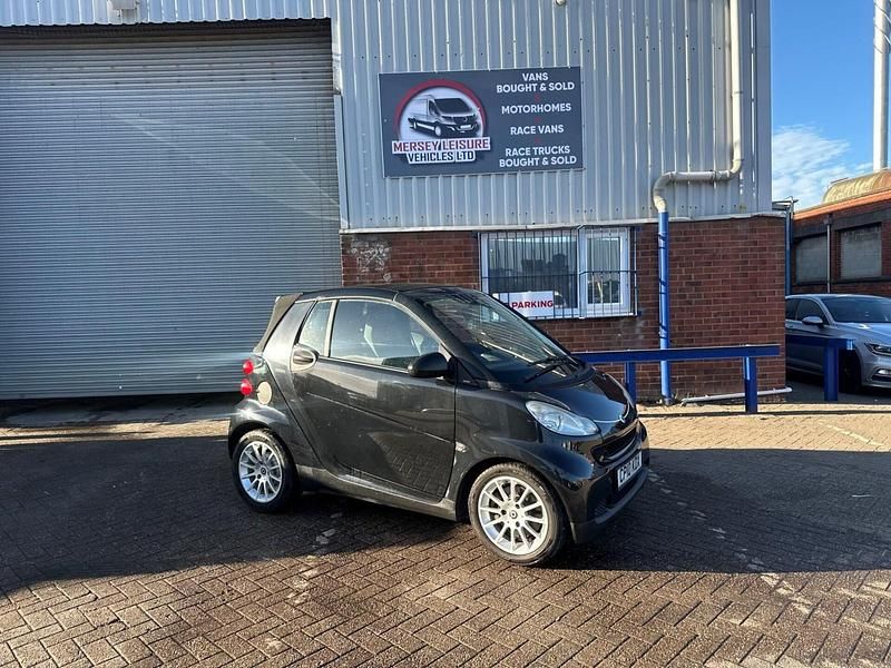 Black Used 2010 Smart ForTwo Cabrio Passion Cabriolet | £1,495 - Image 1/4
