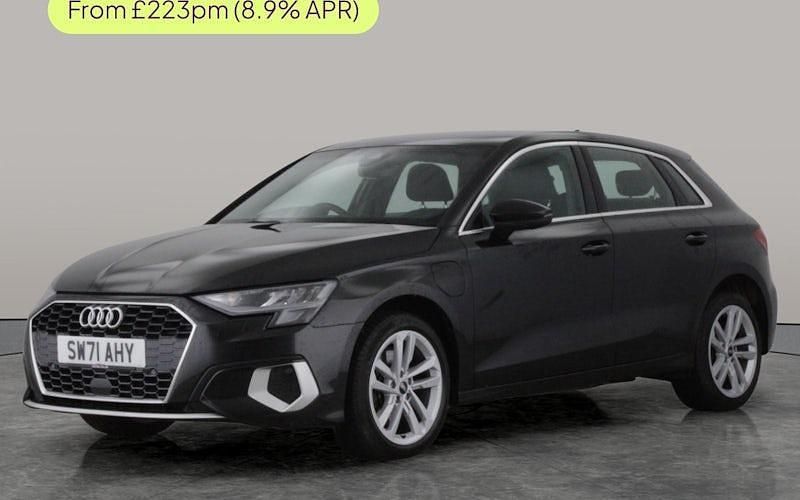 Used Audi A3 Sportback e-tron Sport 204 HP (150 kW) 2025 Hatchback