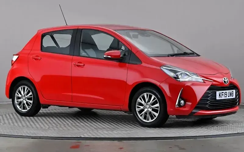 Used Toyota Yaris 72 HP (52 kW) 2019 Hatchback