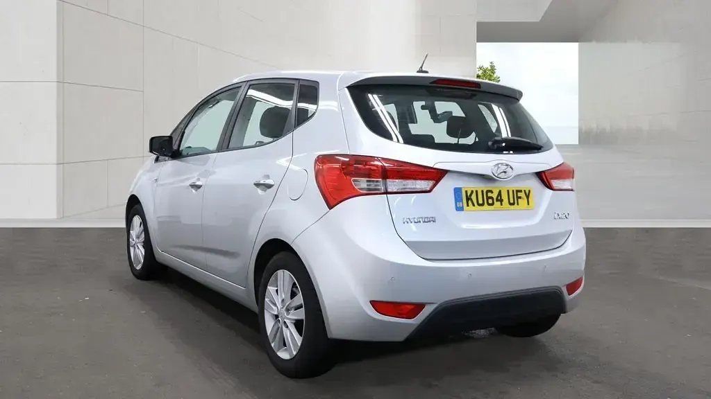 Used Hyundai ix20 Active 125 HP (91 kW) 2014 Silver Hatchback