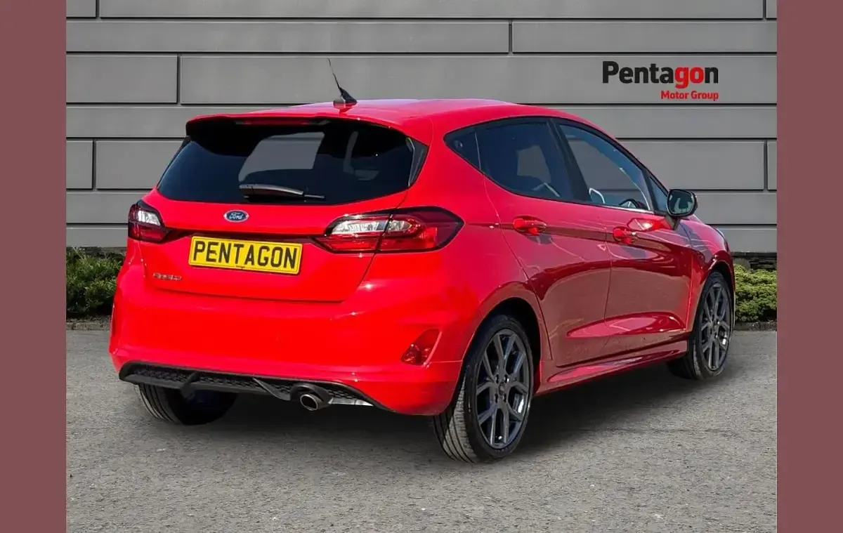 Used Ford Fiesta ST-Line 99 HP (72 kW) 2023 Red Hatchback