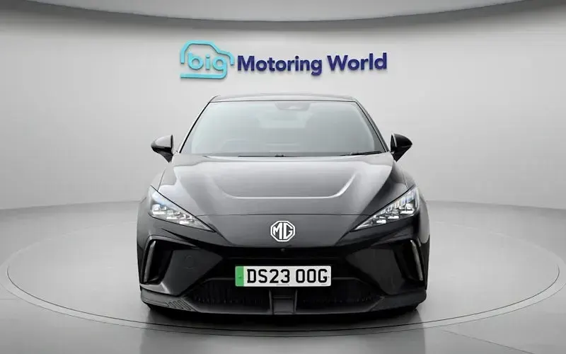 Used MG MG4 EV Trophy 150 kW (204 HP) 2025 Hatchback